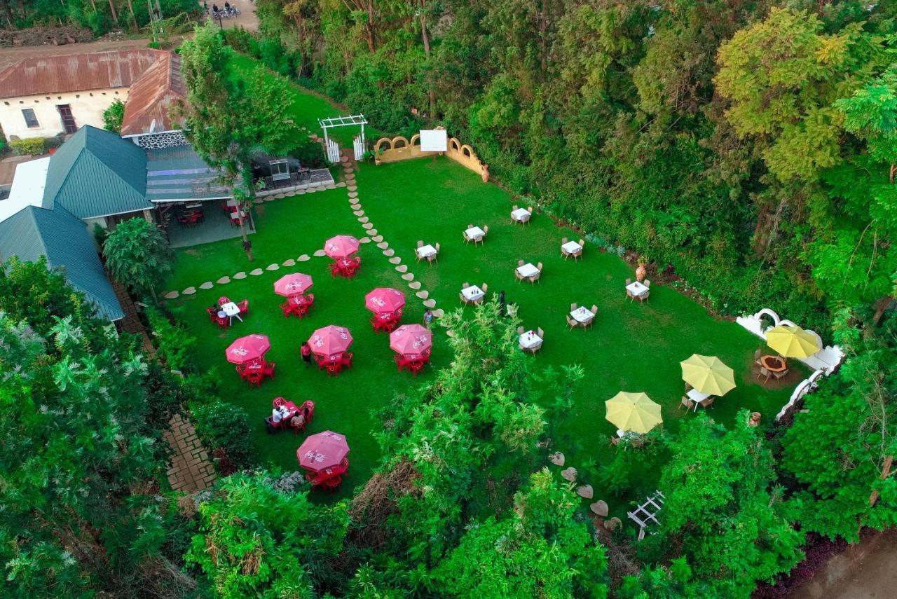 Shose Farmhouse Chalets & Campsite Moshi Zewnętrze zdjęcie