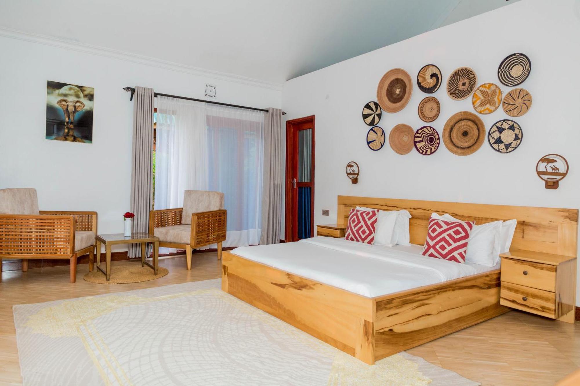 Shose Farmhouse Chalets & Campsite Moshi Zewnętrze zdjęcie