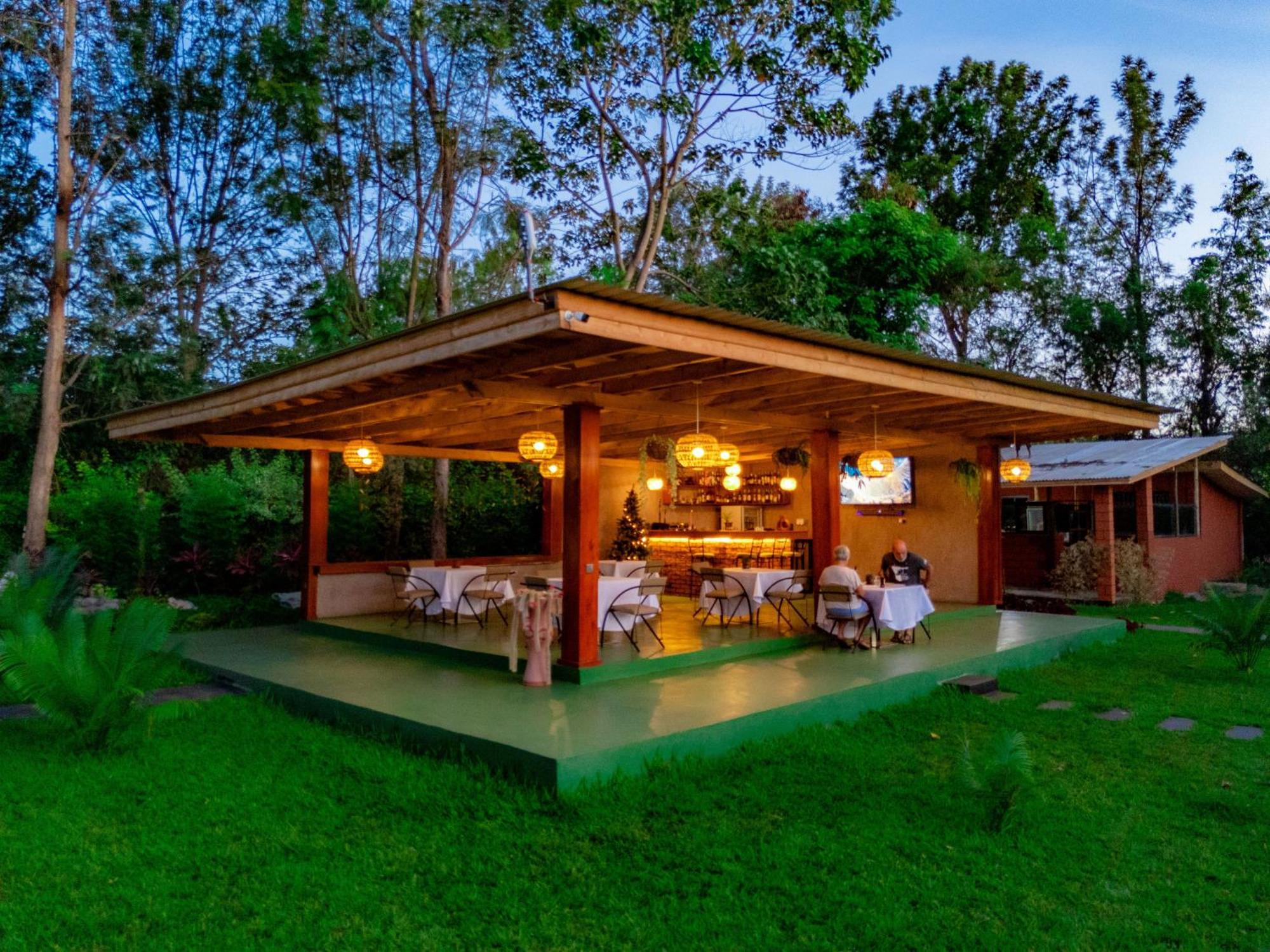 Shose Farmhouse Chalets & Campsite Moshi Zewnętrze zdjęcie